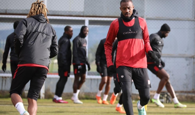 Sivasspor İstanbulspor maçı hazırlıklarını tamamladı