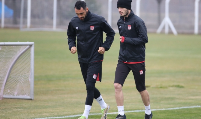 Sivasspor, İstanbulspor'u bekliyor!