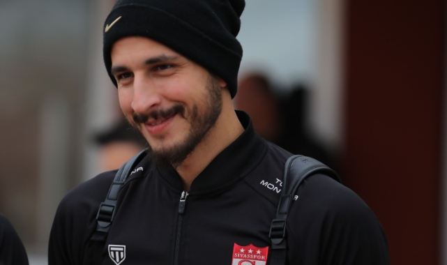 Sivasspor kafilesi Konya’ya gitti