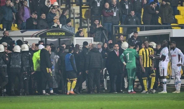 Süper Lig maçında görülmemiş olay!