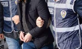 Taciz iddiasıyla gözaltına alınan il müdürü tutuklandı