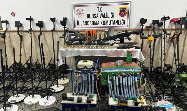 Tarihi eser kaçakçılarına jandarma göz açtırmıyor