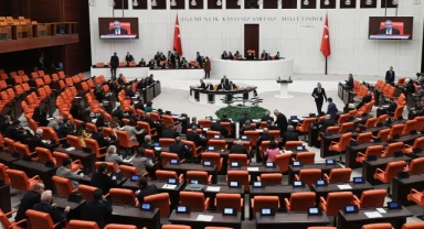 TBMM'de bütçe görüşmeleri ertelendi