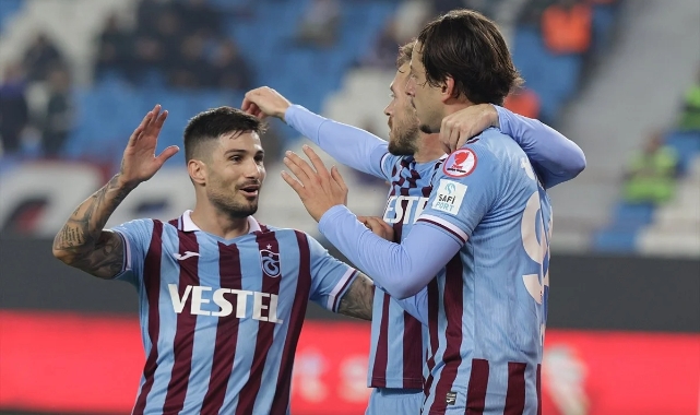 Trabzonspor, Türkiye Kupası'nda Çorumspor'u eledi