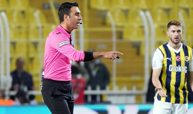 UEFA'dan Türk hakemlere görev