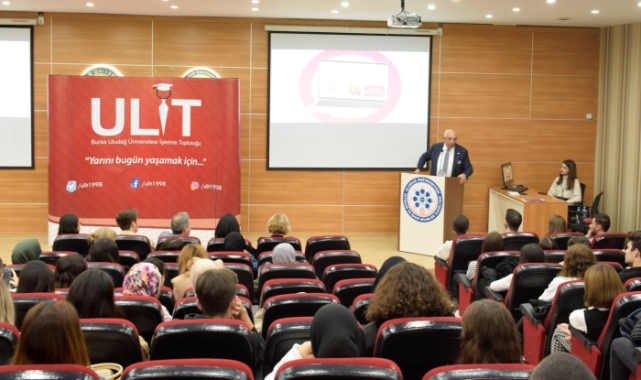 Yalçın Aras üniversiteli gençlerle buluştu