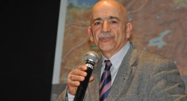 Yazar Mustafa Çalık hayatını kaybetti