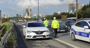 81 ilde çakar lamba denetimi! 5 milyon 196 bin TL para cezası kesildi