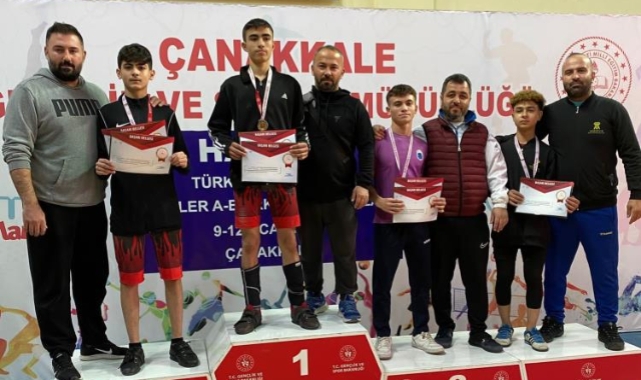 Afyonlu halterci Türkiye 3.’ncüsü oldu