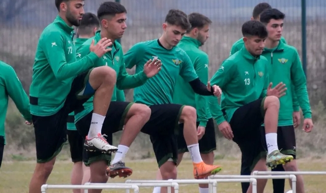 Akhisarspor 2. devre hazırlıklarına devam etti