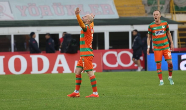 Alanyaspor’da Karaca sezonun ilk golüyle tanıştı