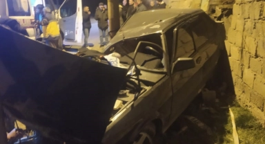 Alkollü olarak direksiyona geçti kaza yaptı!