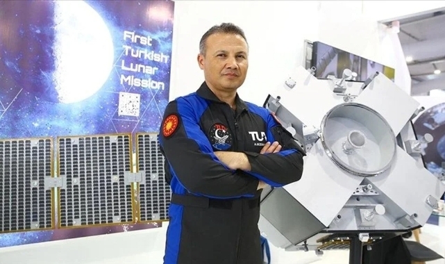 Astronot Alper Gezeravcı "gMetal" deneyini yaptı