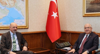 Bakan Güler, Avustralya Büyükelçisi Armitage ile görüştü