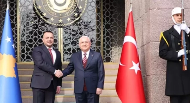 Bakan Güler, Kosovalı mevkidaşı ile görüştü