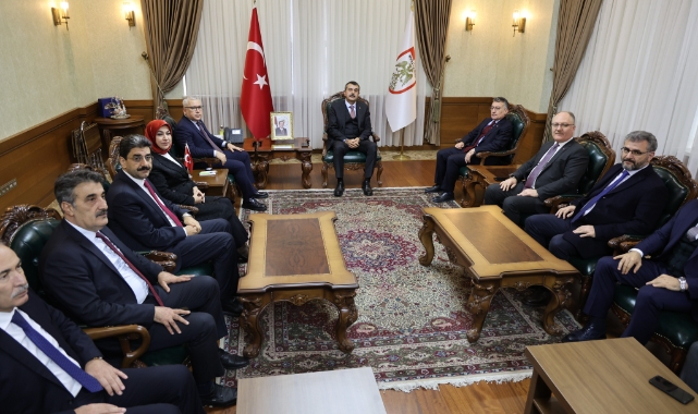 Bakan Tekin, Sivas İl Eğitim Değerlendirme Toplantısı’na katıldı