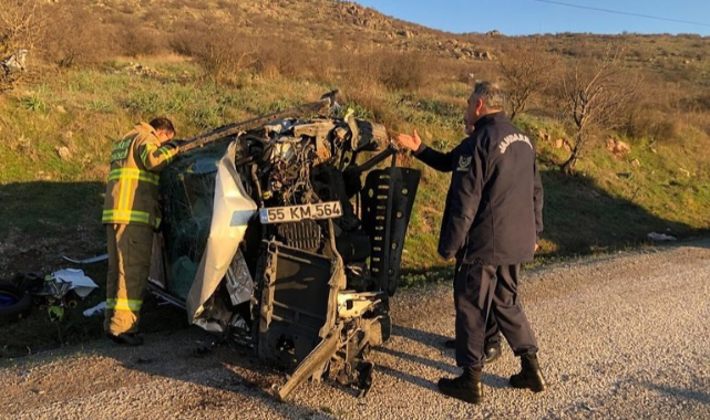 Balıkesir'de trafik kazası! 1 ölü 8 yaralı