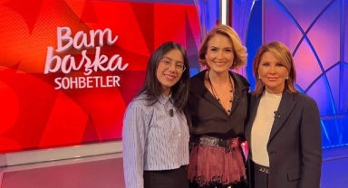 Berrin Yoleri ve Arya Su Gülenç Bambaşka Sohbetler'de