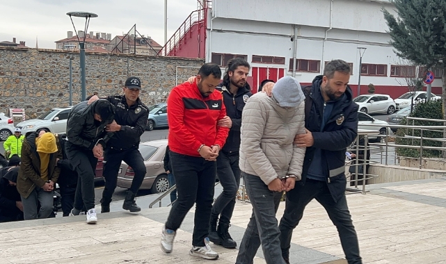 Bungalov dolandırıcıları adliyede