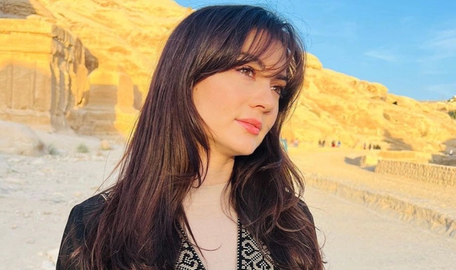 Burcu Özberk'in ev haline beğeni yağdı