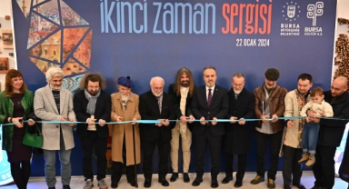 Bursa'da İkinci Zaman Sergisi sanatseverlerle buluştu