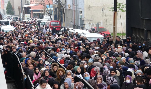Bursa'da izdiham! Baygınlık geçirenler...Çocuklarını kaybedenler...