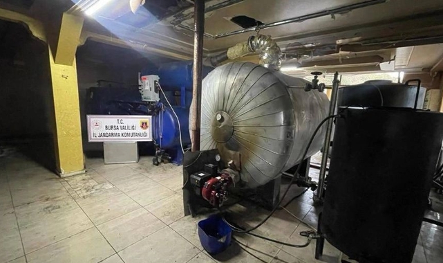 Bursa'da jandarma 5 bin litre kaçak motorin ele geçirdi