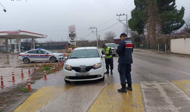 Bursa'da jandarmadan "Huzur ve Güven" denetimi!