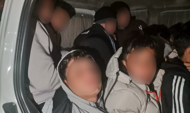 Bursa'da kaçak göçmen operasyonu! Kıskıvrak yakalandılar