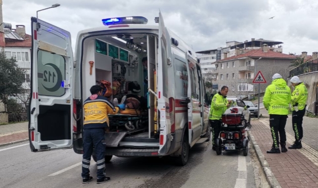 Bursa'da kaldırıma çarpan motosiklet sürücüsü yaralandı