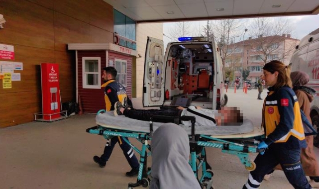 Bursa'da saklambaç oynarken yola çıkan çocuğa otomobil çarptı