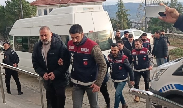 Bursa'daki kuyumcu fonu sanıkları adliyeye sevk edildi