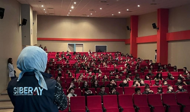 Bursa emniyetinden "Siber Güvenlik" eğitimi