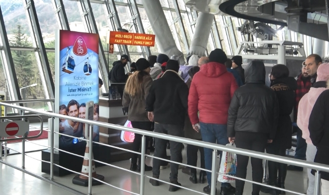 Bursa'nın zirvesine  turist akını başladı