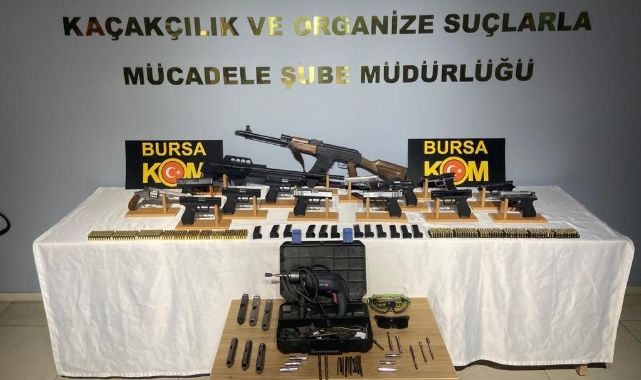 Bursa polisi silah kaçakçılarına izin vermedi