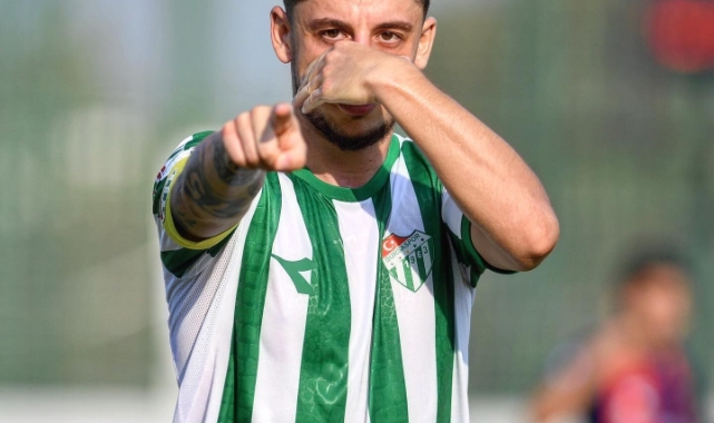 Bursaspor'un golcüsü Çağatay Yılmaz maaşında indirime gitti