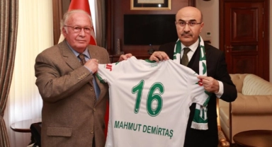 Bursaspor yönetimi, Bursa Valisi Mahmut Demirtaş’ı ziyaret etti