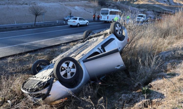 Buzlanma trafiği felç etti, ardı ardına kazalar yaşandı!