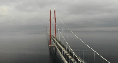Çanakkale Boğazı tek yönlü gemi geçişlerine açıldı