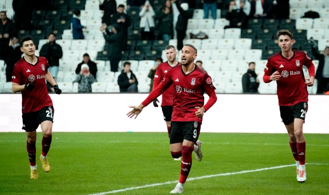 Cenk Tosun’dan bu sezon bir ilk