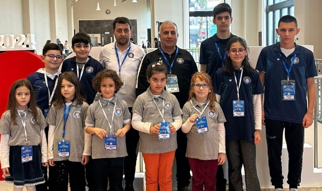 Çeşmeli satranç oyuncuları milli takıma girmek için mücadele ediyor