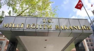 Cumhurbaşkanı Erdoğan imzaladı! Birçok isim görevden alındı