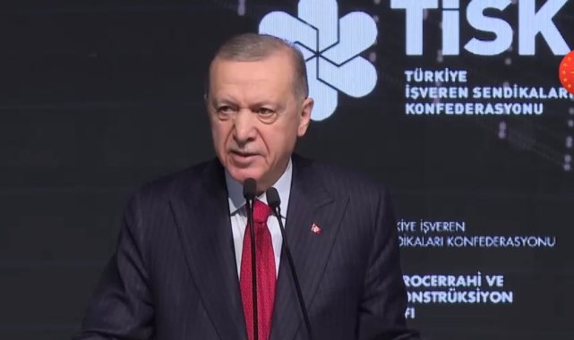 Cumhurbaşkanı Erdoğan'dan asgari ücret açıklaması: Sözümüzü yerine getirdik!