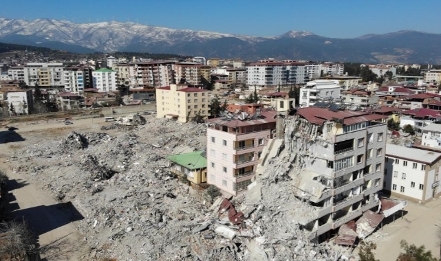 Deprem soruşturmasında tutuklanan başkan tahliye edildi