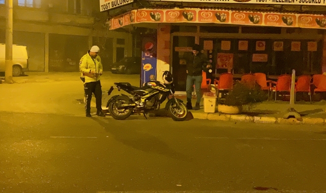 Edirne'de devrilen motosikletin sürücüsü yaralandı