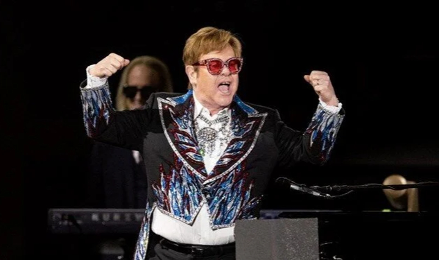 Elton John "EGOT" kulübüne katıldı: 4 büyük ödülü kazandı
