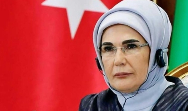 Emine Erdoğan'dan karne günü mesajı