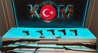 Ev değil sanki cephanelik!