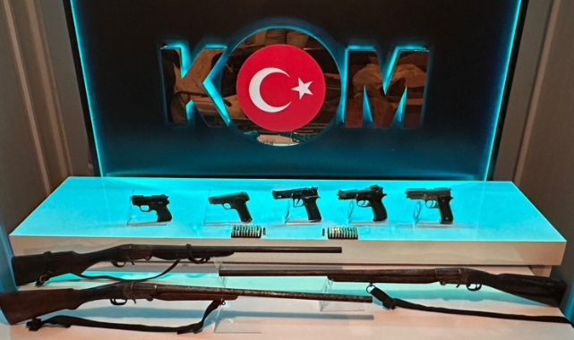 Ev değil sanki cephanelik!