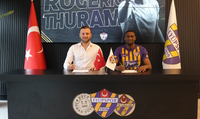 Eyüpspor hücum hattını Thuram ile güçlendirdi